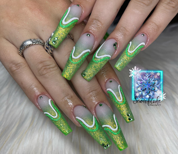 Hint of Mint & Emerald Dust - Technailogy & Snowflake Nails Products